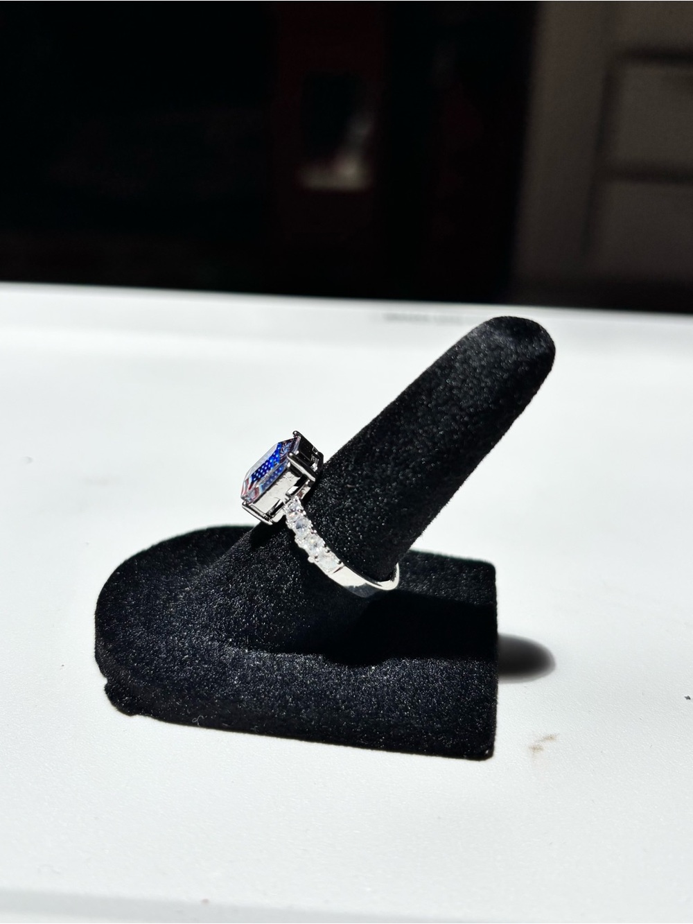 Patriotic Fireworks & Flag Crystal Silver Ring - Blue & Red. Size 7 - Picture 9 of 11